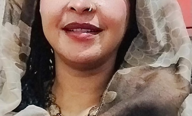 سلافة مكي :انا ممثلة ضلت طريقها إلى الإعلام..وسكة ضياع اعادني إلى الحلم 1 IMG 20250527 WA0029