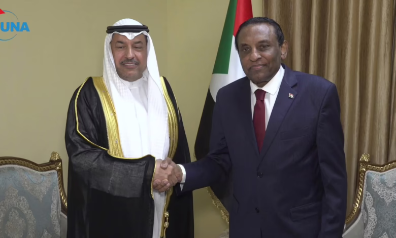 رئيس الوزراء السوداني يشيد بمواقف دولة الكويت 1 FB IMG 1750270229469