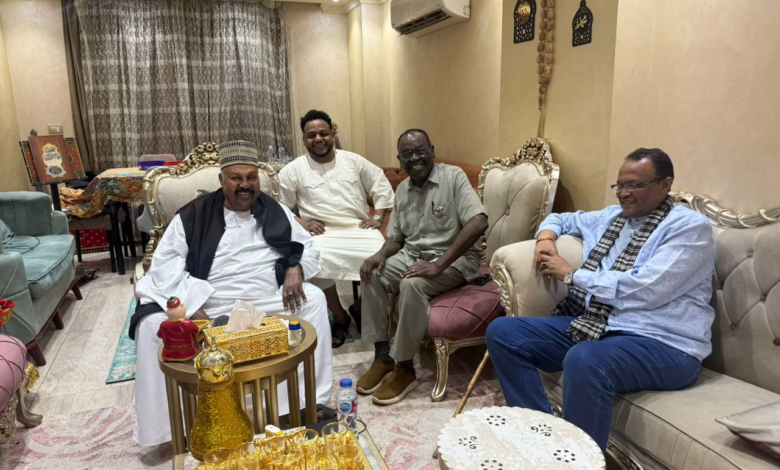 طي الخلاف بين كمال ترباس والتجاني حاج موسى 1 IMG 20250807 WA0047