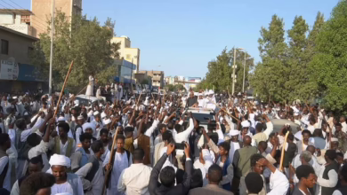 بورتسودان تشهد حشداً غير مسبوق لتكريم محمد طاهر عمر.. إشادة واسعة بجهوده في تنمية مجتمعات التعدين». 1 FB IMG 1781526971273
